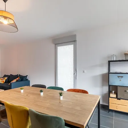 Appartement 70 M2 Climatise Avec Balcon Et Parking Marseille Exterior photo