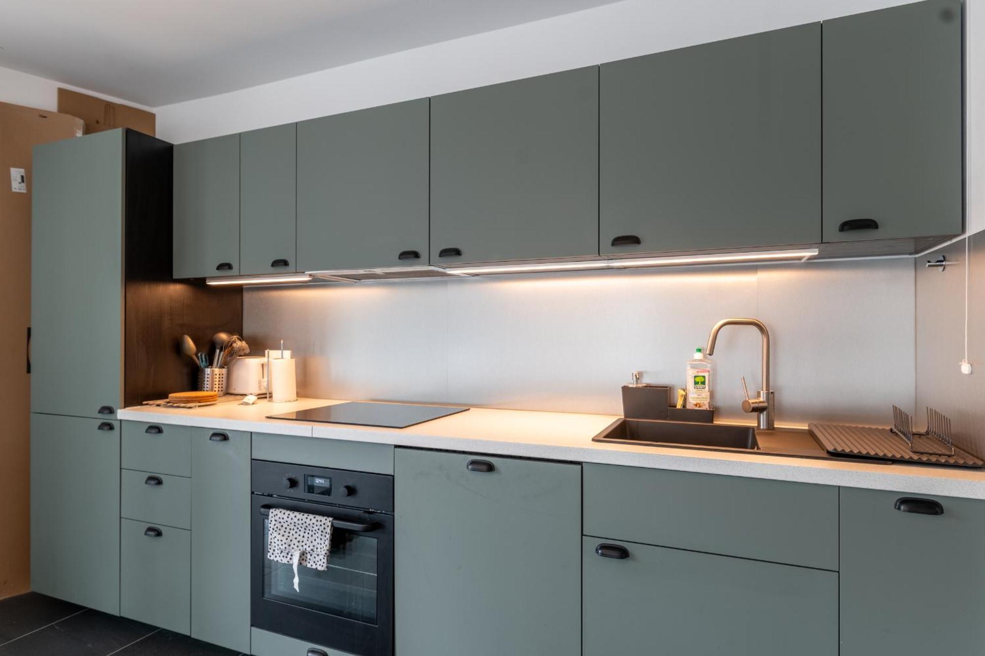 70 M2 Climatise Avec Balcon Et Parking Apartment *