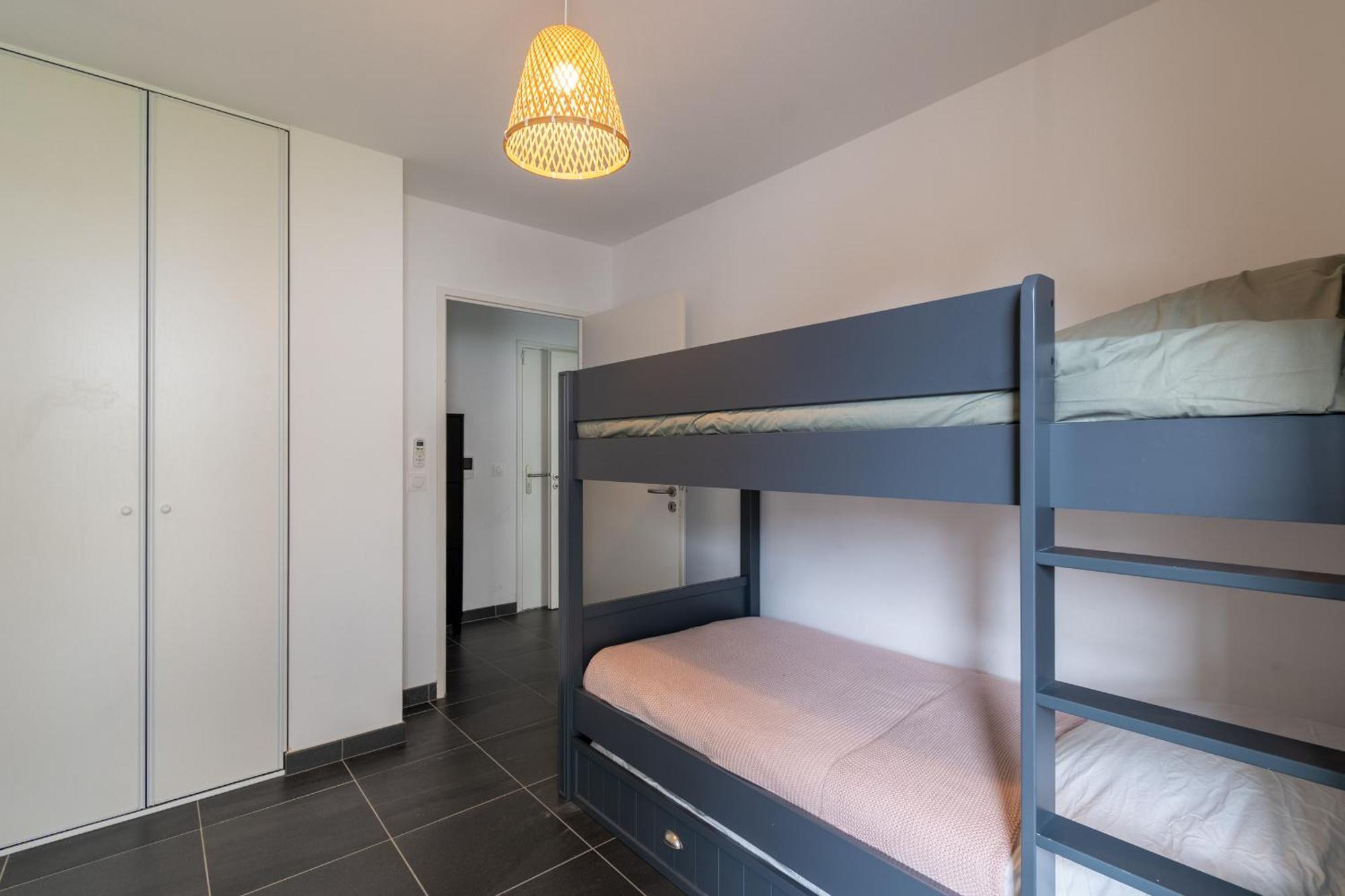 Apartment 70 M2 Climatise Avec Balcon Et Parking *