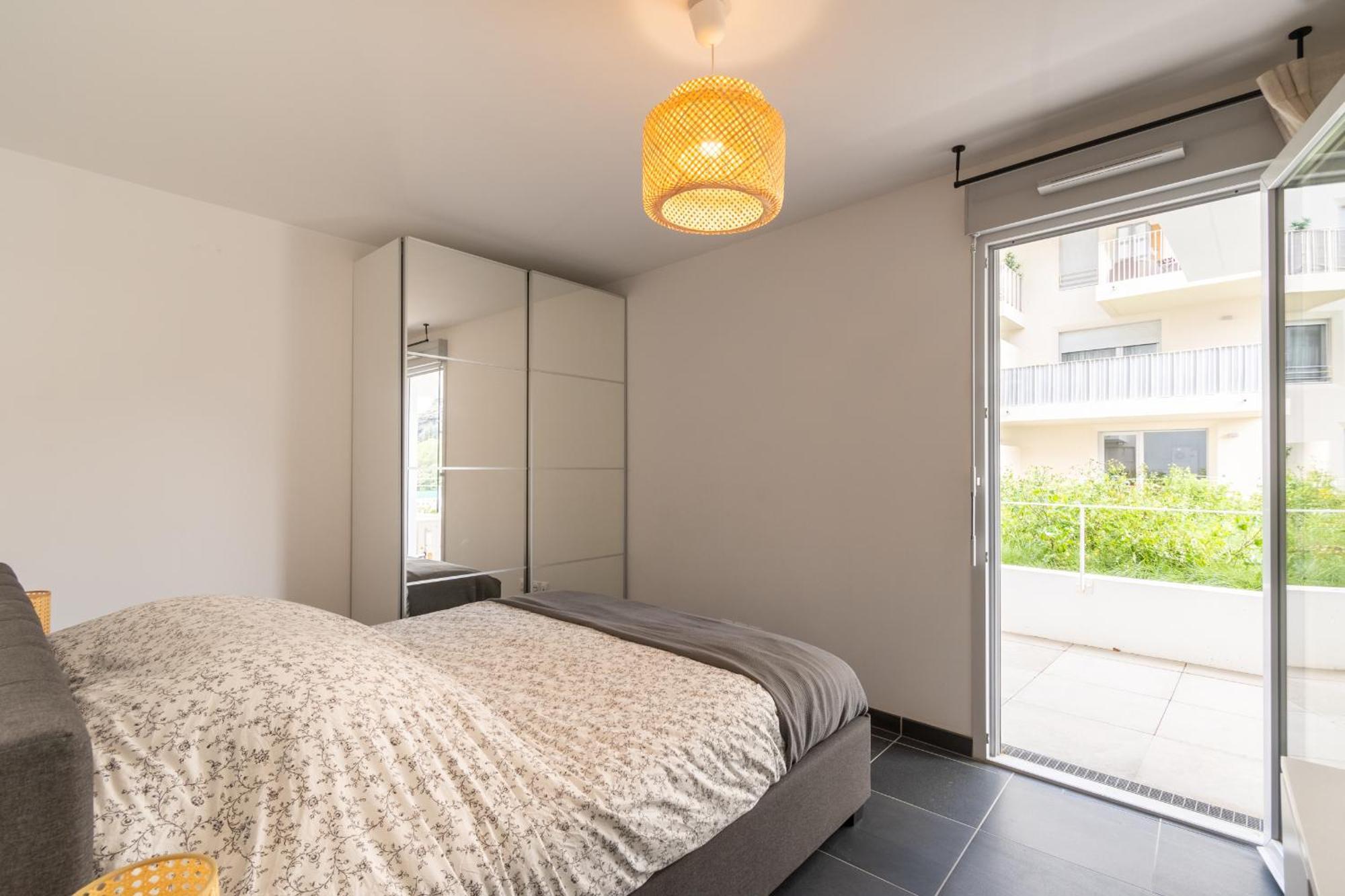 Apartment 70 M2 Climatise Avec Balcon Et Parking
