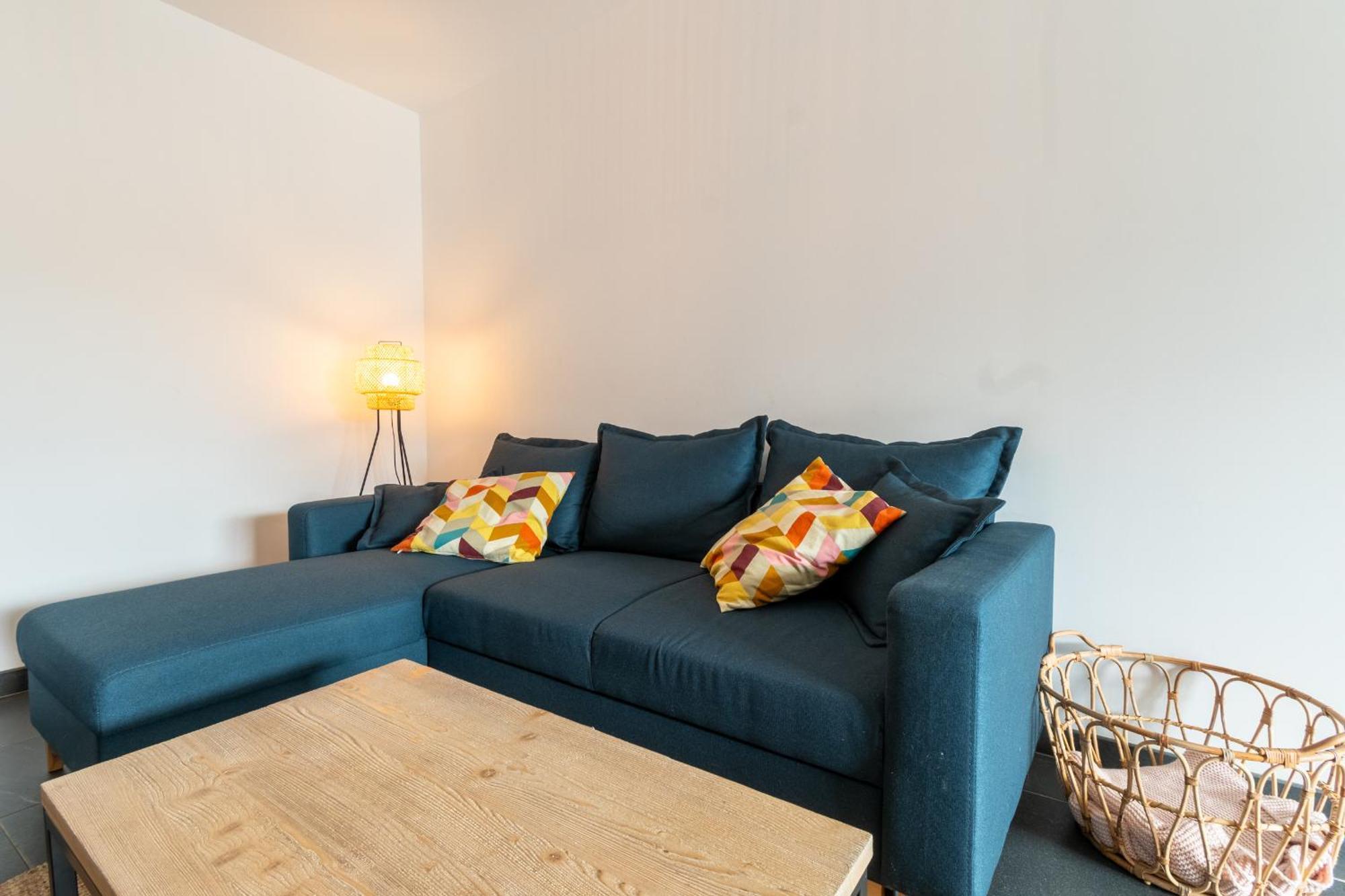 70 M2 Climatise Avec Balcon Et Parking Apartment *